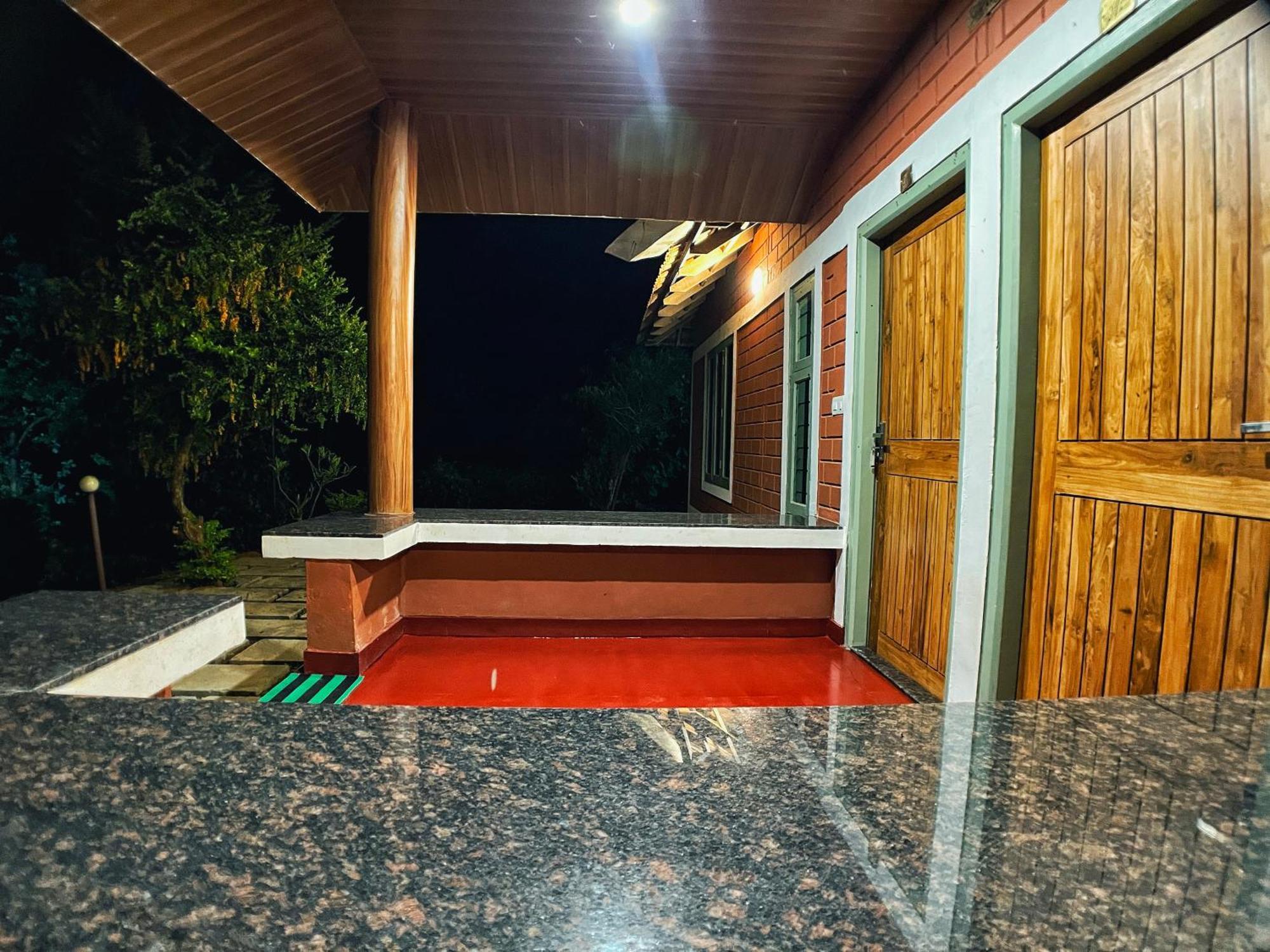 Mahout Resort Wayanad - An Experiential Jungle Stay With Waterfall Калпетта Экстерьер фото